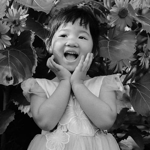 Home-2 Pic04 Free Img